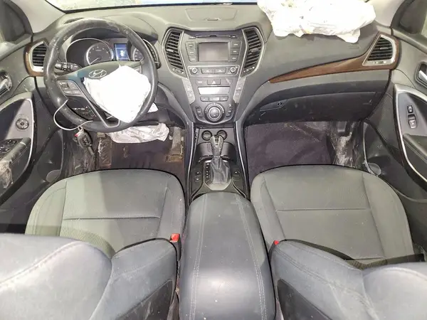 5XYZU3LB2HG443086 2017 HYUNDAI SANTA FE - Image 8