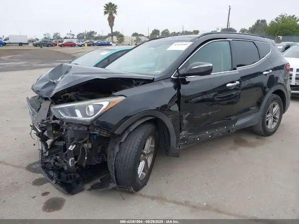 5XYZU3LB2HG482423 2017 HYUNDAI SANTA FE - Image 2