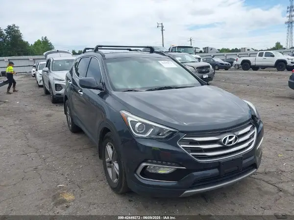 5XYZU3LB2HG490165 2017 HYUNDAI SANTA FE - Image 1