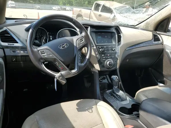 5XYZU3LB2HG494958 2017 HYUNDAI SANTA FE - Image 8