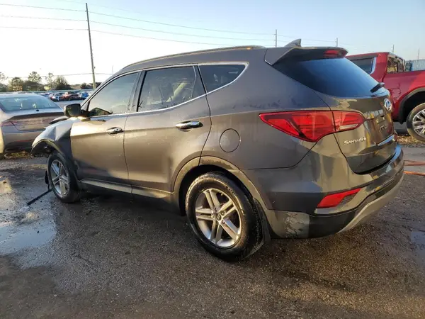 5XYZU3LB2JG511831 2018 HYUNDAI SANTA FE - Image 2