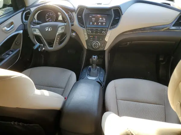 5XYZU3LB2JG511831 2018 HYUNDAI SANTA FE - Image 8