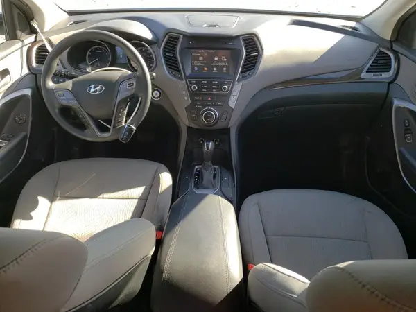 5XYZU3LB2JG525065 2018 HYUNDAI SANTA FE - Image 8