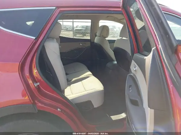 5XYZU3LB2JG537197 2018 HYUNDAI SANTA FE - Image 8