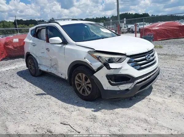 5XYZU3LB3GG342329 2016 HYUNDAI SANTA FE - Image 1