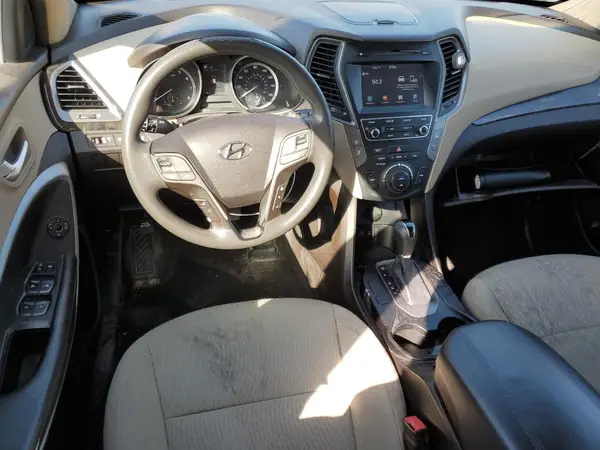 5XYZU3LB3HG383920 2017 HYUNDAI SANTA FE - Image 8