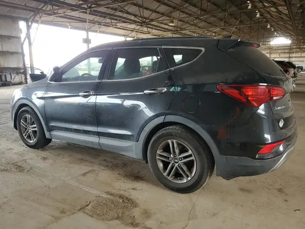 5XYZU3LB3HG403146 2017 HYUNDAI SANTA FE - Image 2