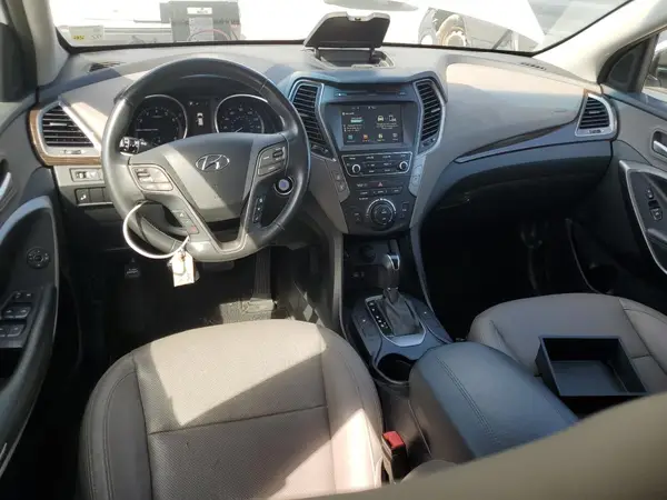 5XYZU3LB3HG417953 2017 HYUNDAI SANTA FE - Image 8