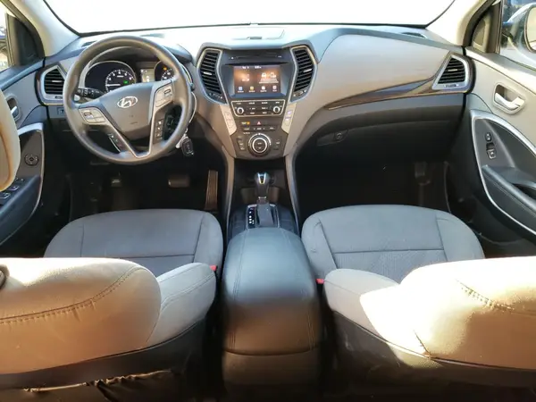 5XYZU3LB3HG433747 2017 HYUNDAI SANTA FE - Image 8