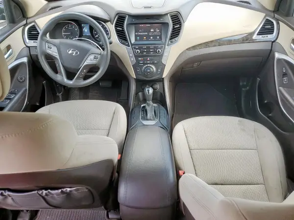 5XYZU3LB3HG444621 2017 HYUNDAI SANTA FE - Image 8