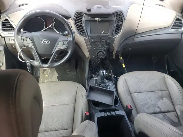 5XYZU3LB3HG454761 2017 HYUNDAI SANTA FE - Image 8
