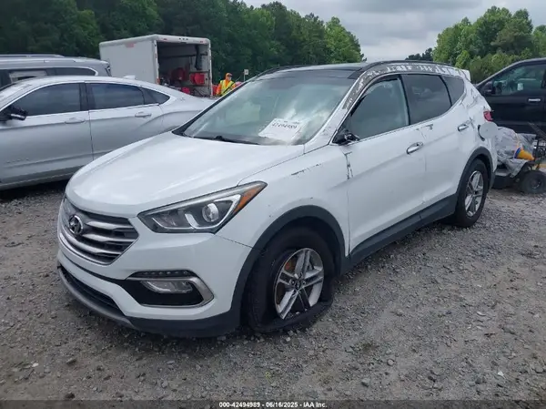 5XYZU3LB3HG464738 2017 HYUNDAI SANTA FE - Image 2