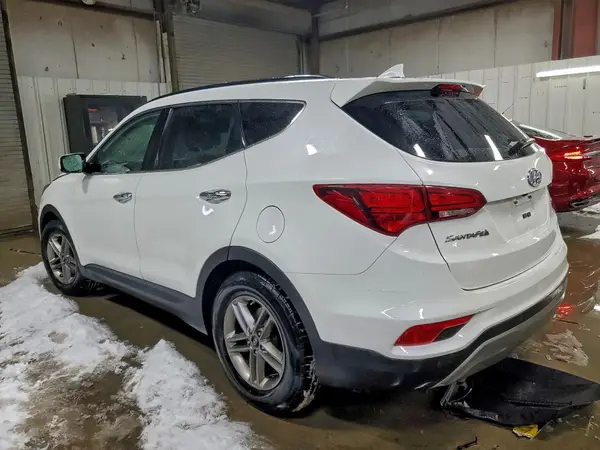 5XYZU3LB3HG476100 2017 HYUNDAI SANTA FE - Image 2