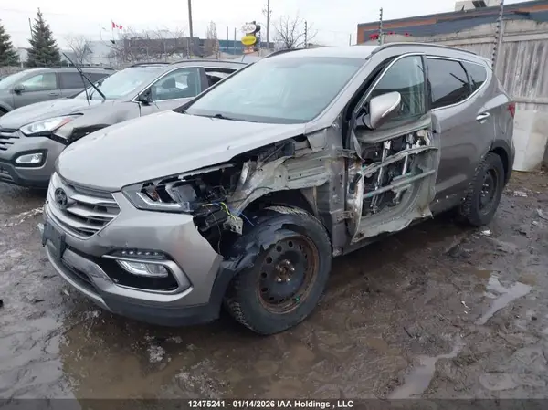 5XYZU3LB3HG477148 2017 HYUNDAI SANTA FE - Image 2