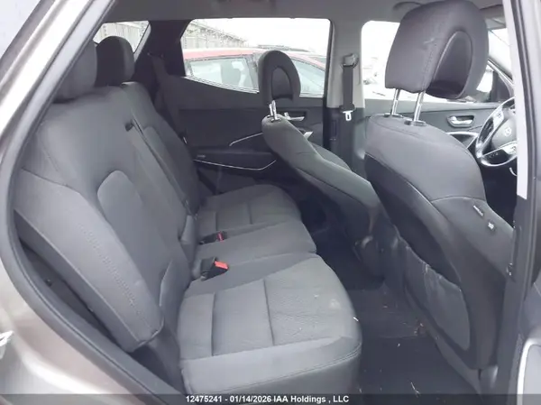 5XYZU3LB3HG477148 2017 HYUNDAI SANTA FE - Image 8