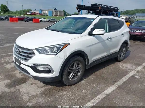 5XYZU3LB3JG570130 2018 HYUNDAI SANTA FE - Image 2