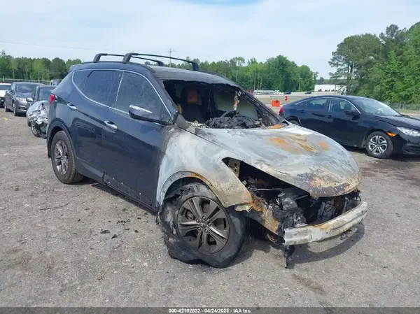 5XYZU3LB4GG308030 2016 HYUNDAI SANTA FE - Image 1