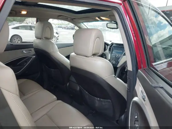 5XYZU3LB4GG327628 2016 HYUNDAI SANTA FE - Image 8