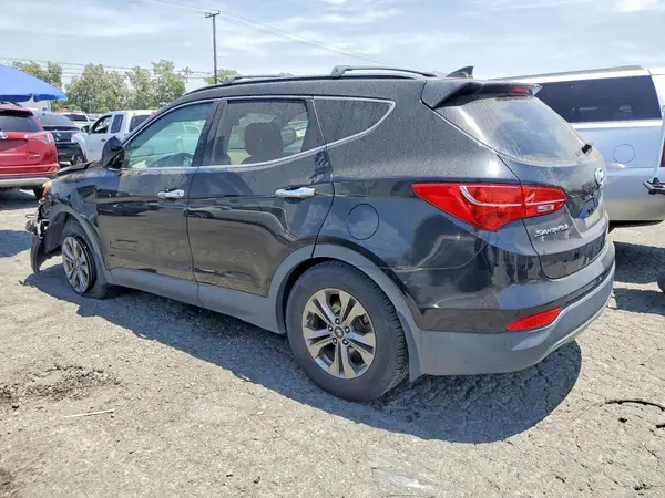 5XYZU3LB4GG337592 2016 HYUNDAI SANTA FE - Image 2