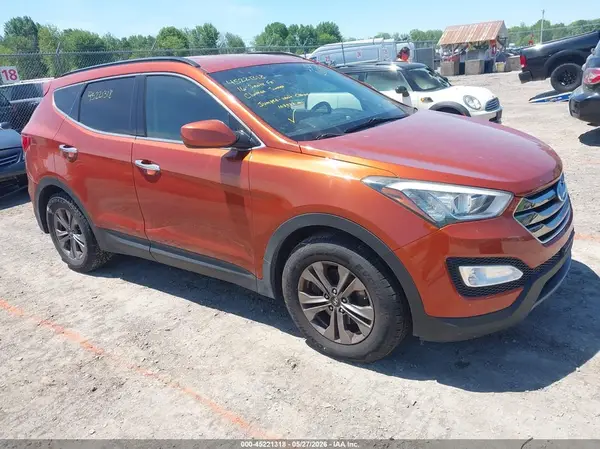 5XYZU3LB4GG340976 2016 HYUNDAI SANTA FE - Image 1