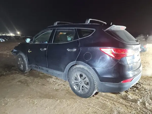 5XYZU3LB4GG375856 2016 HYUNDAI SANTA FE - Image 2
