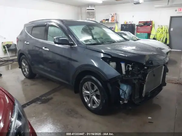 5XYZU3LB4GG377493 2016 HYUNDAI SANTA FE - Image 1
