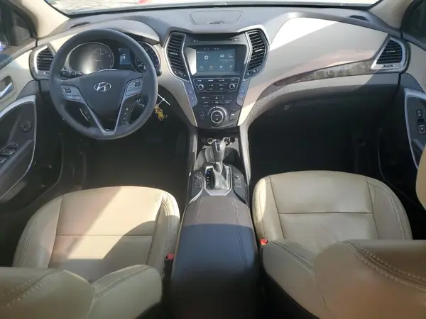 5XYZU3LB4HG413829 2017 HYUNDAI SANTA FE - Image 8