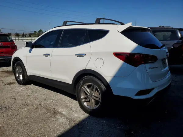 5XYZU3LB4HG415192 2017 HYUNDAI SANTA FE - Image 2