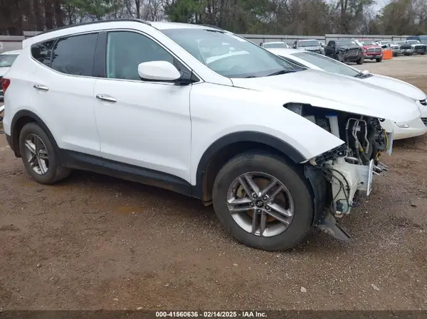 5XYZU3LB4HG436513 2017 HYUNDAI SANTA FE - Image 1