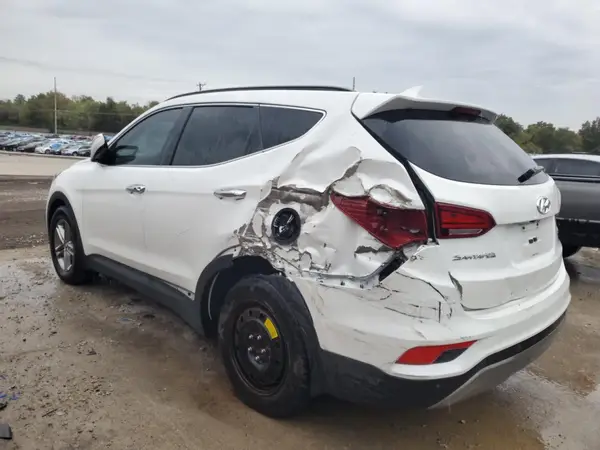 5XYZU3LB4HG446071 2017 HYUNDAI SANTA FE - Image 2