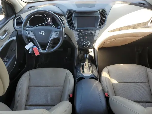5XYZU3LB4HG452551 2017 HYUNDAI SANTA FE - Image 8