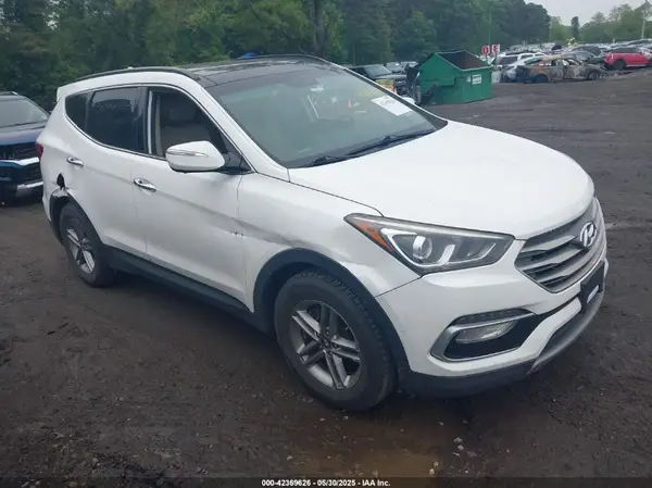5XYZU3LB4HG462870 2017 HYUNDAI SANTA FE - Image 1
