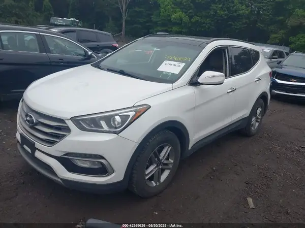 5XYZU3LB4HG462870 2017 HYUNDAI SANTA FE - Image 2