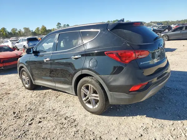 5XYZU3LB4HG465946 2017 HYUNDAI SANTA FE - Image 2