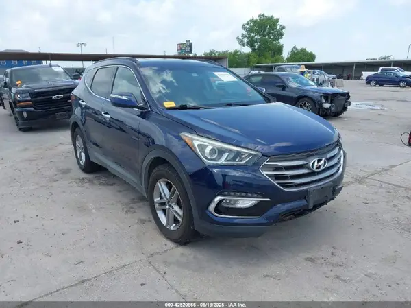 5XYZU3LB4JG509255 2018 HYUNDAI SANTA FE - Image 1