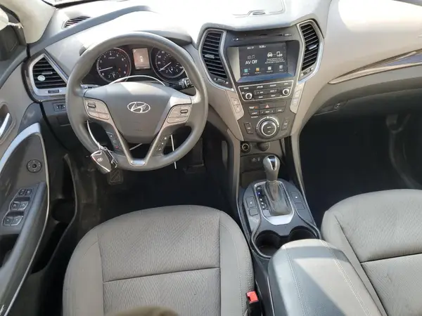 5XYZU3LB4JG549352 2018 HYUNDAI SANTA FE - Image 8