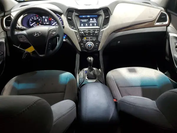 5XYZU3LB4JG550470 2018 HYUNDAI SANTA FE - Image 8