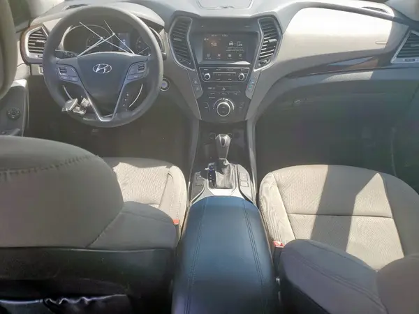 5XYZU3LB4JG564241 2018 HYUNDAI SANTA FE - Image 8
