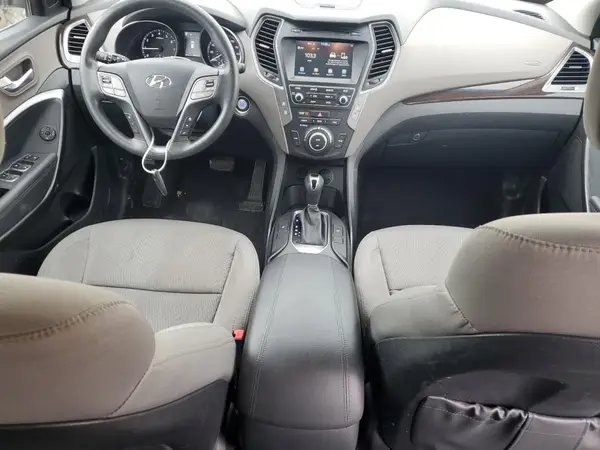 5XYZU3LB4JG567947 2018 HYUNDAI SANTA FE - Image 8
