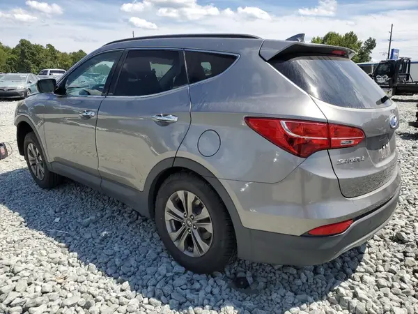 5XYZU3LB5GG318758 2016 HYUNDAI SANTA FE - Image 2