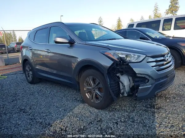 5XYZU3LB5GG378703 2016 HYUNDAI SANTA FE - Image 1