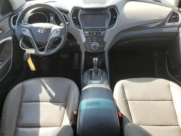 5XYZU3LB5HG383885 2017 HYUNDAI SANTA FE - Image 8