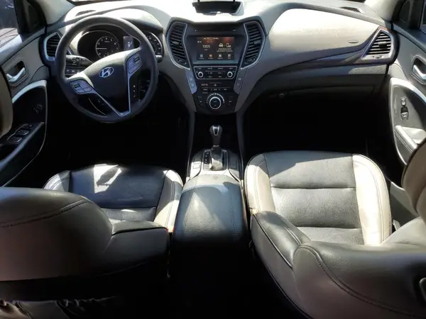 5XYZU3LB5HG392277 2017 HYUNDAI SANTA FE - Image 8