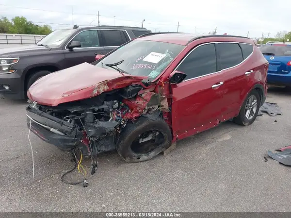 5XYZU3LB5HG399570 2017 HYUNDAI SANTA FE - Image 2