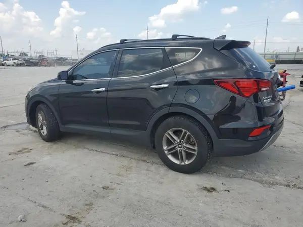 5XYZU3LB5HG403116 2017 HYUNDAI SANTA FE - Image 2
