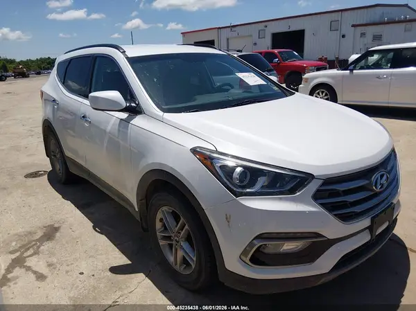 5XYZU3LB5HG422765 2017 HYUNDAI SANTA FE - Image 1