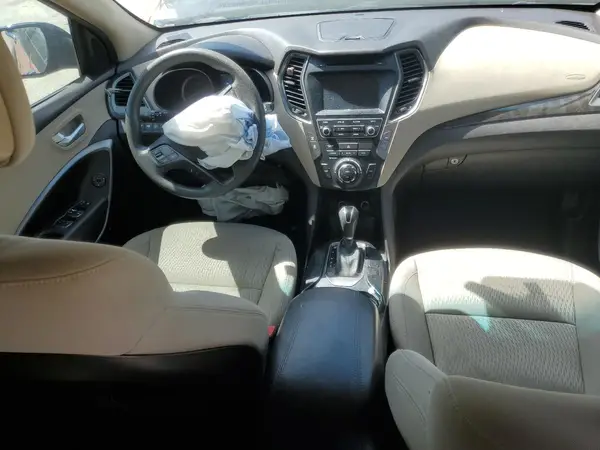 5XYZU3LB5HG426461 2017 HYUNDAI SANTA FE - Image 8