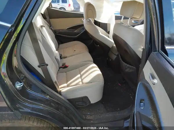 5XYZU3LB5HG429716 2017 HYUNDAI SANTA FE - Image 8