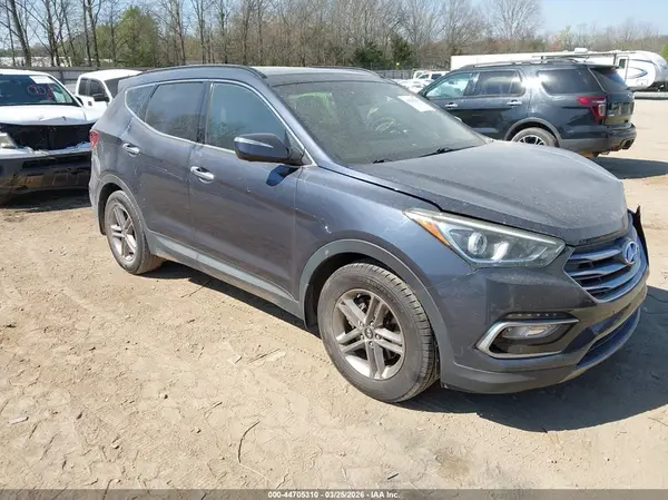 5XYZU3LB5HG458004 2017 HYUNDAI SANTA FE - Image 1