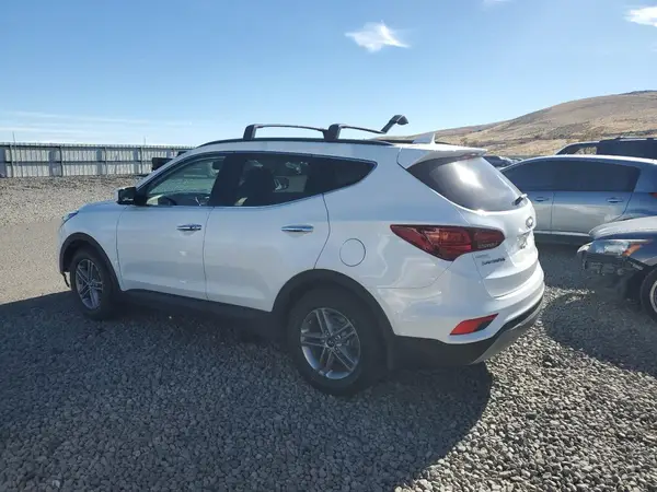 5XYZU3LB5HG459699 2017 HYUNDAI SANTA FE - Image 2